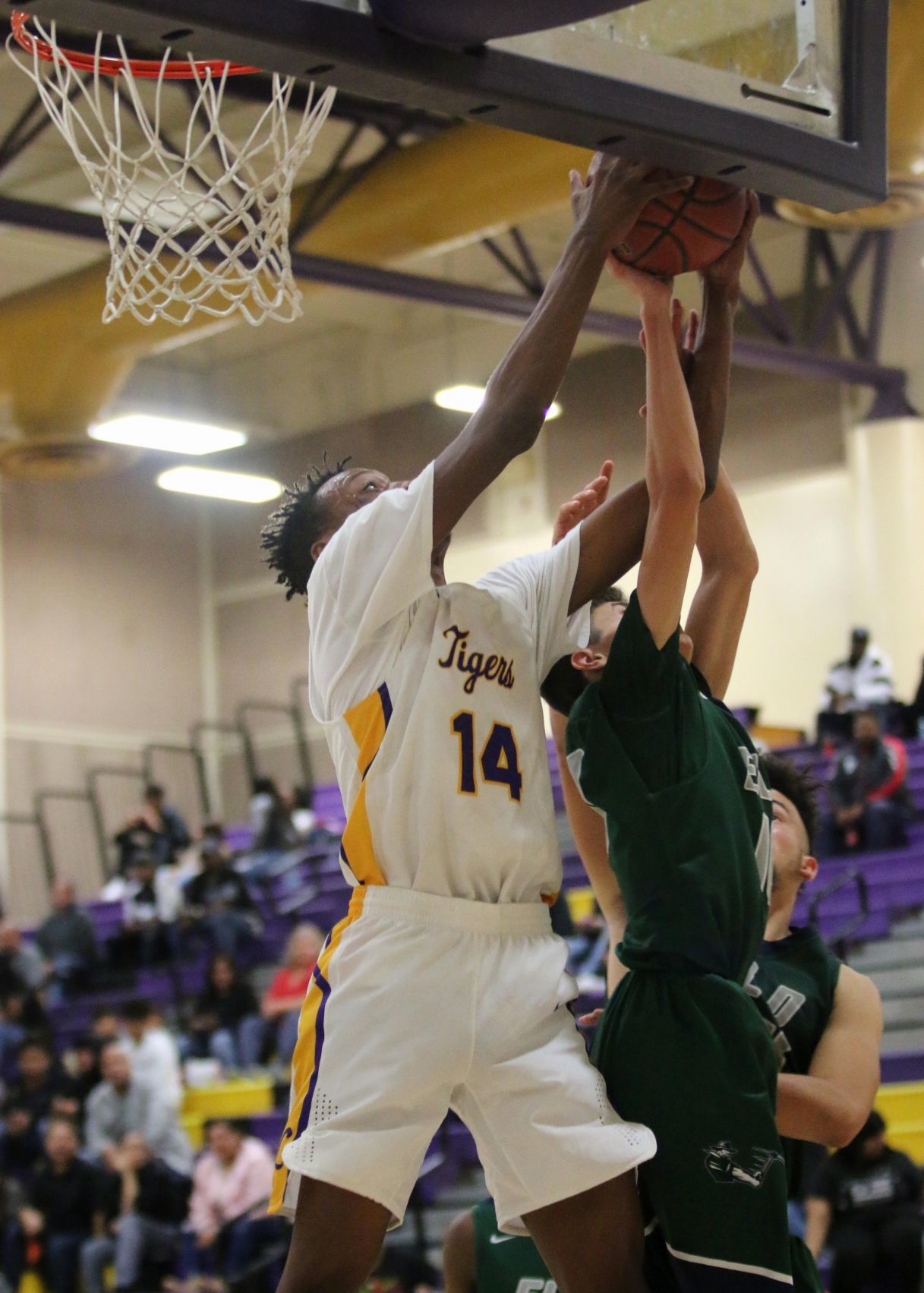 Tigers fight past shooting woes, down Miners